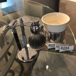Shaving kit